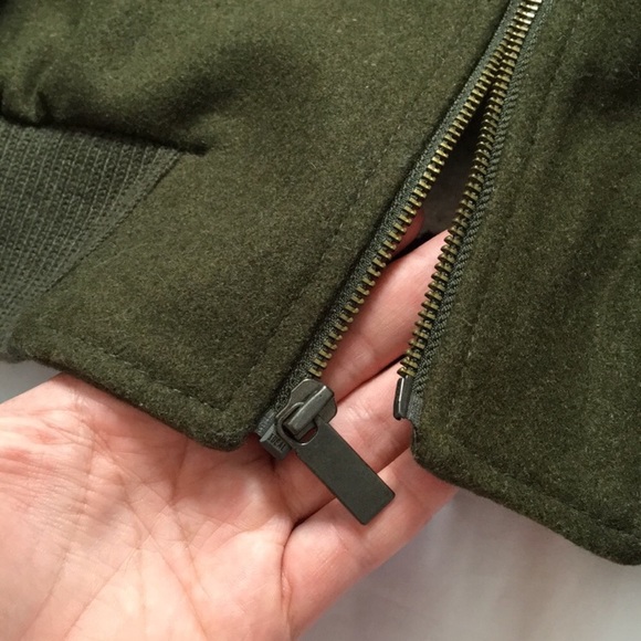 Old Navy | Wool & Fur Lined Jacket - Picture 5 of 11